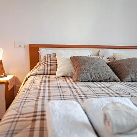Dimora Del Borgo Pittoresco Apartment *